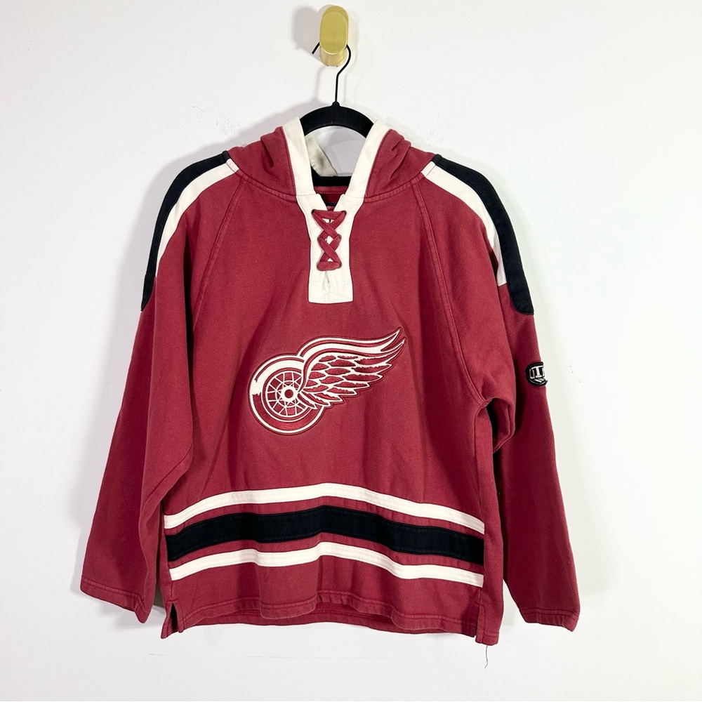 Old Time Hockey NHL Red Wings Logo Red Hoodie Sweatshirt